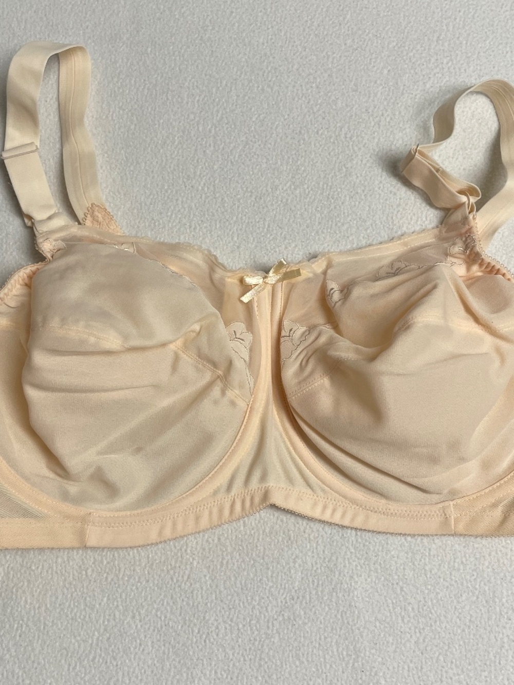 Bali Embroidered Underwire Bra, 42DD, Style 180, Beige, New